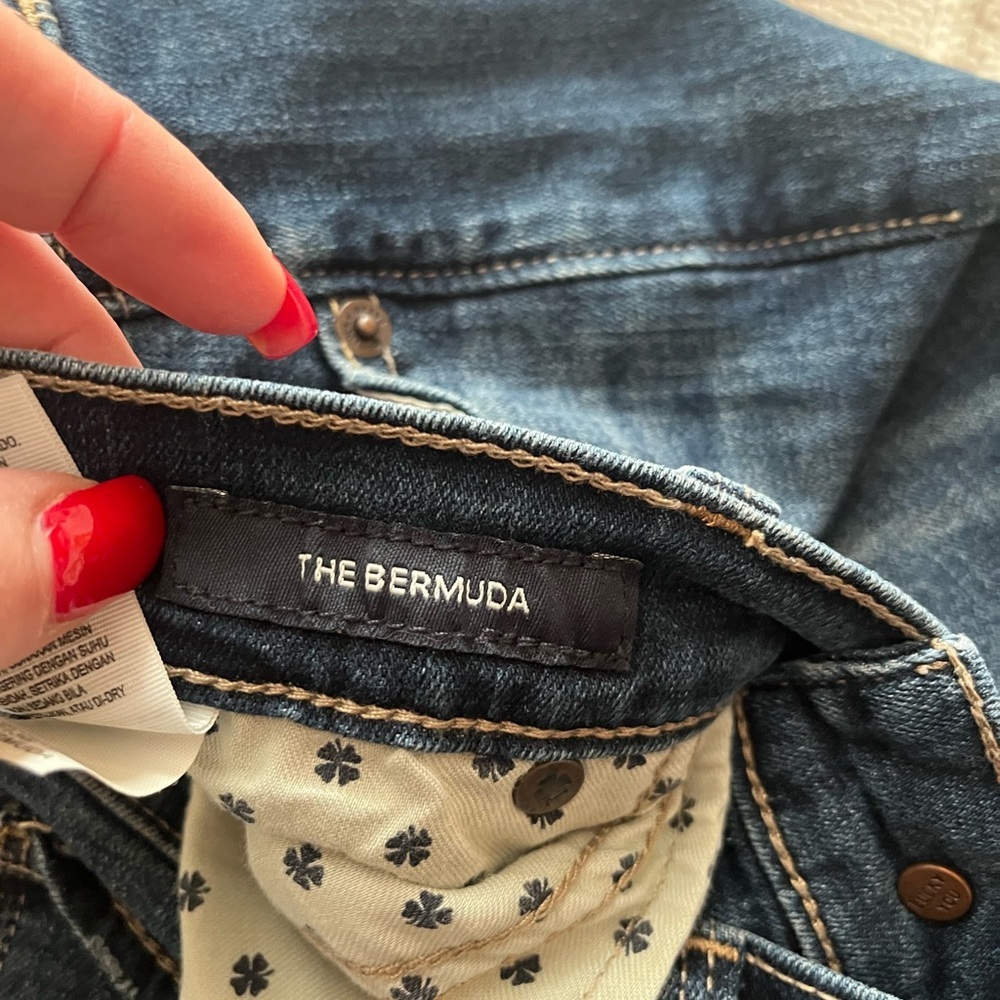 Lucky Brand Dark Blue Denim Bermuda Shorts Distressed Women’s size 10 - Picture 10 of 15